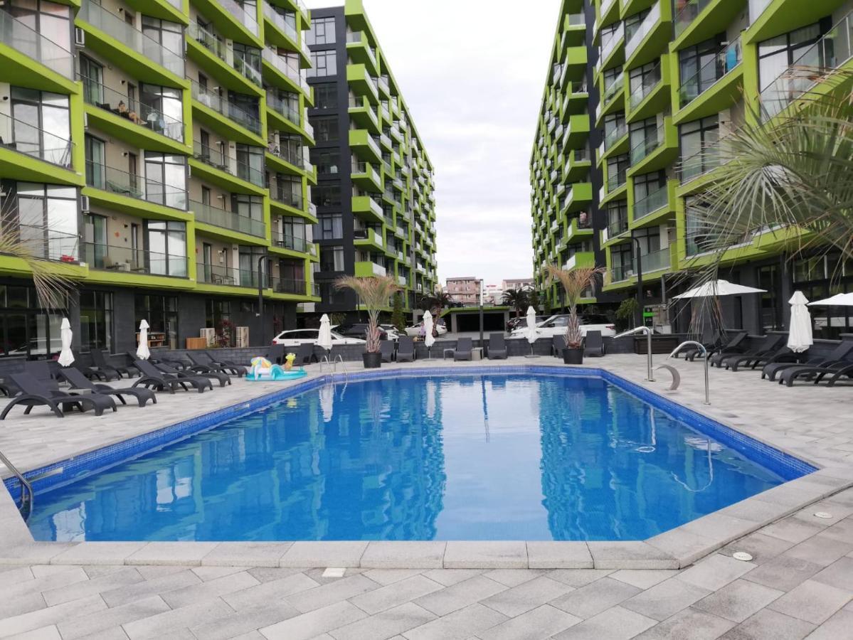 Luxury Kln By Alezzi Mamaia Nord Lägenhet Năvodari Exteriör bild